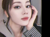 迪丽热巴生日获赠方形西瓜蛋糕，愿望成真