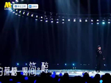 张杰舞台演绎冲破牢笼震撼观众