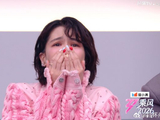 为什么唐艺昕和黄灿灿演唱《雪人》时会情绪崩溃到双双落泪？