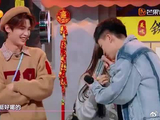 黄明昊抽到苦瓜汁饮料，整个人都要哭了，苦到嘴巴发抖！
