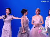 张慧雯张手拥抱孙怡给我哭麻了 “我们在命运的两端，是否有相似的痛感”