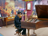 张新成单手弹琴震惊吉娜，音乐剧专业演技获赞