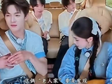 相比李晨，郑恺是如何应对“白鹿称呼老人家”引发的争议的？