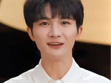 周深选错专业走上音乐之路