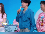 齐思钧为谢娜演唱会暖心打call