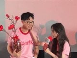 大鹏首映礼现场还原杨幂扇巴掌桥段