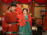 白鹿丞磊片场花絮曝光：从镜头盖乌龙到婚服逗趣，揭秘“内娱松弛感天花板”的友谊