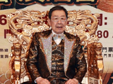 胡枫特意将演唱会安排在下午开场，是出于哪些特别的考虑？