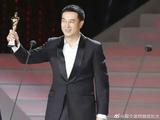 张嘉益演技封神全网喊舅，靠的竟是“把自我倒掉”？