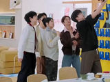 丁程鑫你要不要长得这么权威，大合照无论站哪里都很突出 给俺们留条活 路 吧