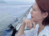 蔡少芬素颜照意外流出！52岁真实状态惊艳网友：这才是真正的优雅老去
