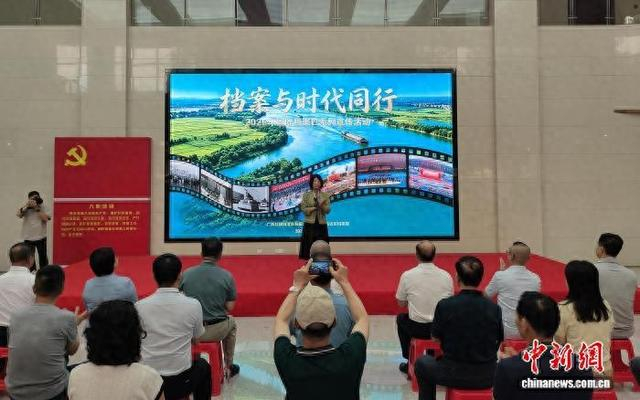 图为活动现场。刘海文摄