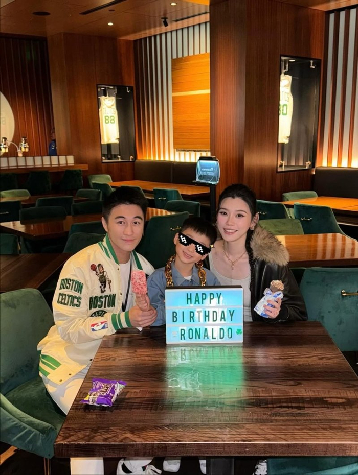 ▲何猷君奚梦瑶为儿子何广燊庆祝6岁生日。