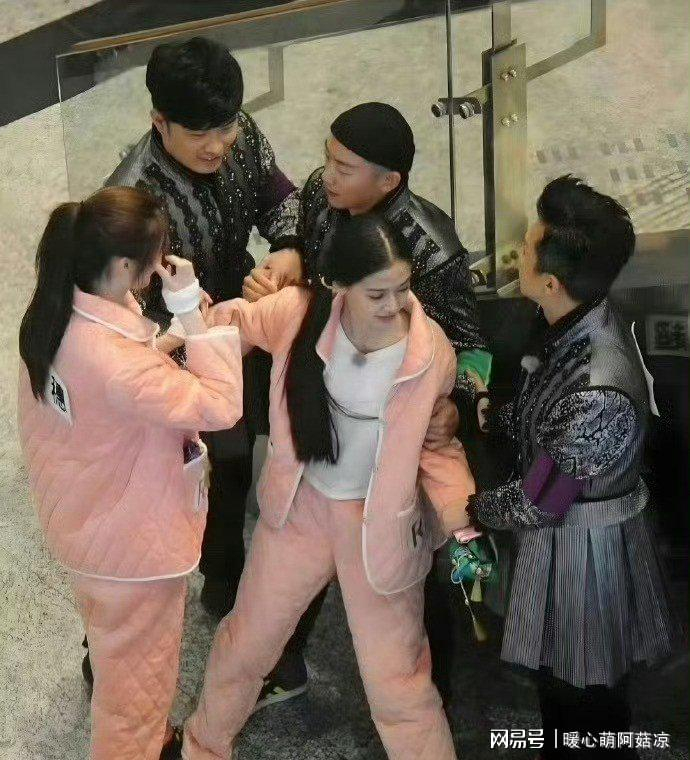  打开网易新闻 查看精彩图片 