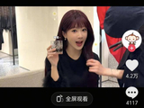 杨紫罗马日常Vlog，在许愿池时报身份证号，主打一个信息给全