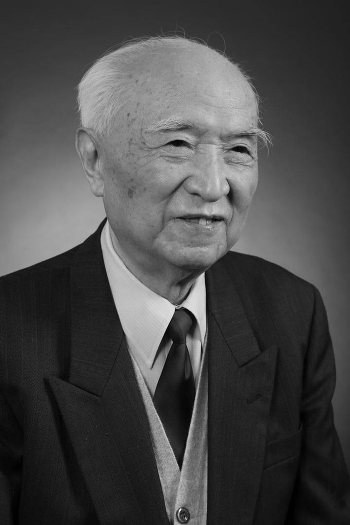 王大明同志遗像