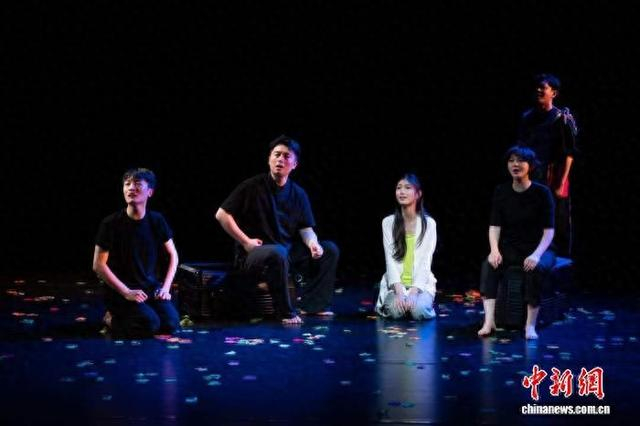 《未完待续》剧照。 王小京 摄