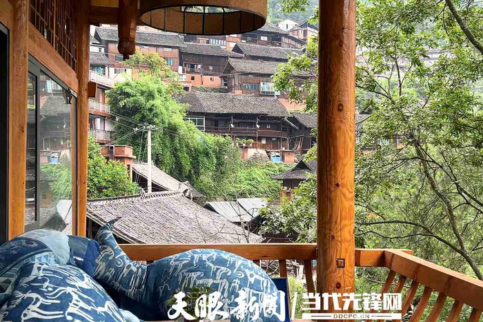 南花苗寨一隅。吴运镇摄