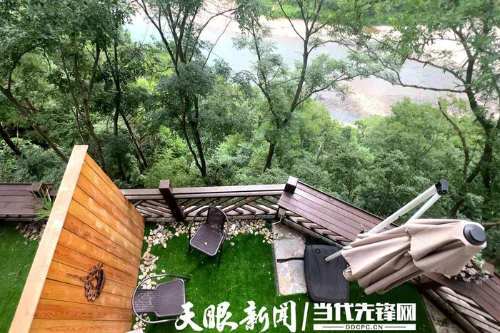 位于巴拉河之上“初色南花”文创店。吴运镇摄