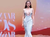 迪丽热巴好美！十秒后才有背景音乐