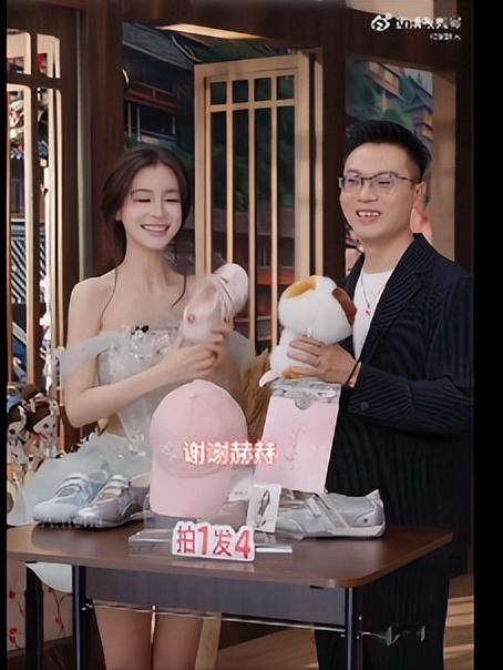  打开网易新闻 查看精彩图片 