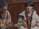 余宇涵即兴表演获张丹峰傅首尔鼓励
