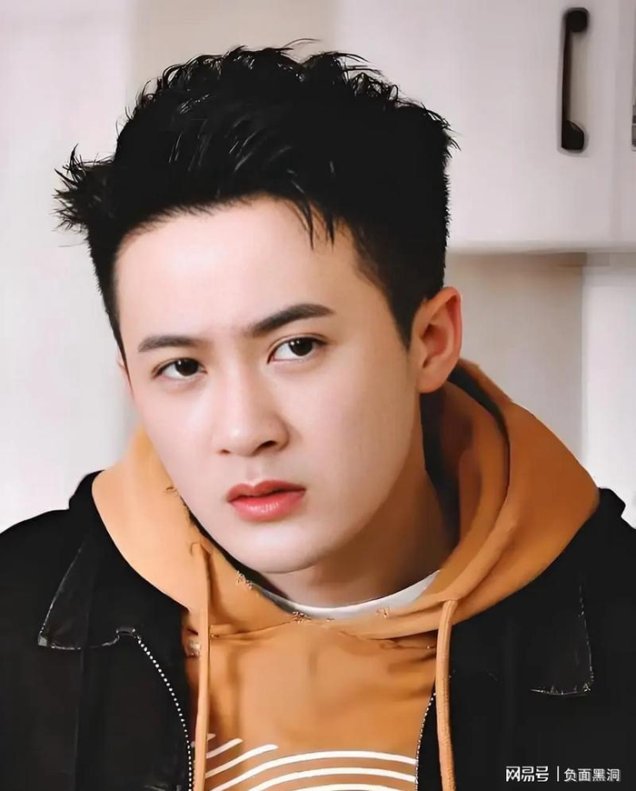 打开网易新闻 查看精彩图片