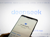 DeepSeek首轮融资完成，传梁文锋砸200亿“一票独大”
