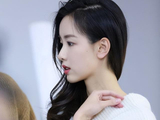 陈都灵现代装清纯甜美，古装却又清冷迷人，真是人间宝藏女孩
