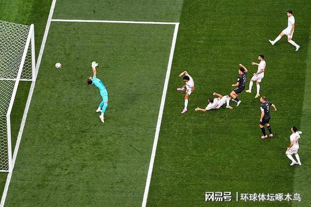 打开网易新闻 查看精彩图片