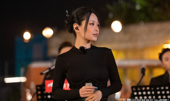 打开网易新闻 查看精彩图片