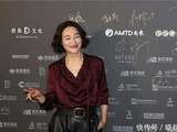 65岁惠英红晚宴直言每天都在打，无替身真摔，50年逆袭太好哭
