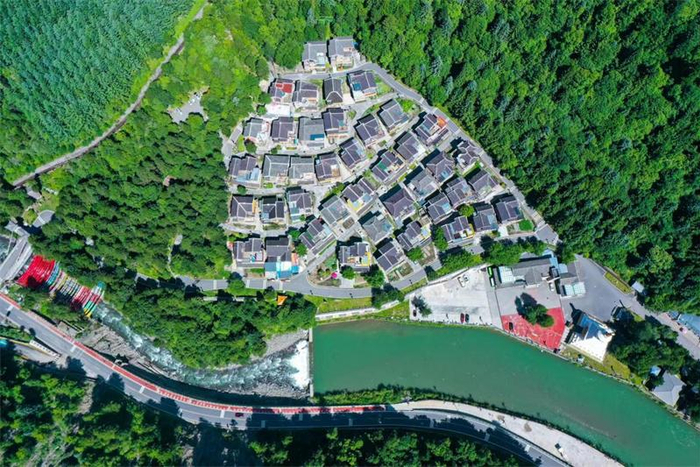 羊茸哈德藏寨。黑水县文广旅局供图