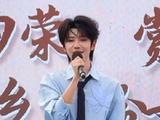 郝熠然为家乡发声——宣传菏泽牡丹文化 事迹登上当地六年级语文试卷 粉丝同步帮扶白血病患儿