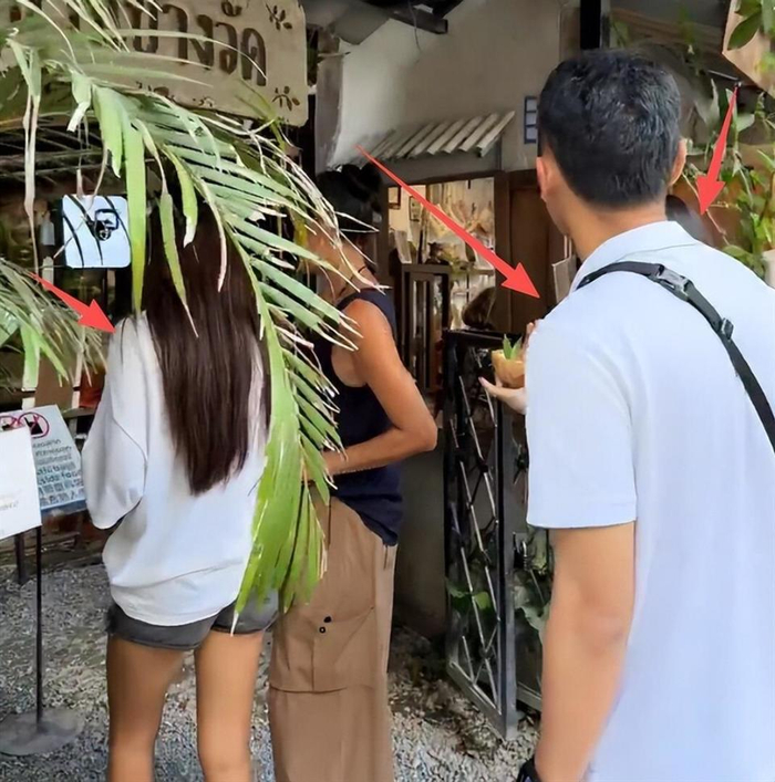 打开网易新闻 查看精彩图片