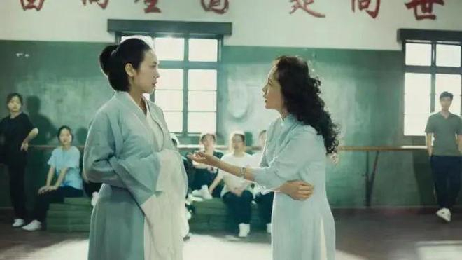 电影《追月》剧照。爱奇艺影业供图