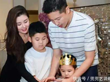 王雷子4岁庆生全家亮!李小萌露肩吸睛，两子容貌分似父母 - 360娱乐