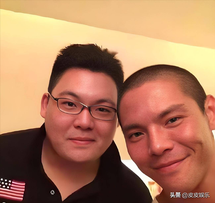 喜欢文章的话，也欢迎点赞与关注，我们下期再见。 [免责声明]本文内容涉及的时间线、事件过程及图片素材均整理自网络公开信息，仅用于信息传播与交流参考，旨在传递理性与客观的内容观点，不含任何不良引导。请读者保持理性判断，避免过度解读或进行人身攻击。互联网并非法外之地，请文明参与讨论。如涉及内容真实性争议或版权问题，请及时联系处理，我们将第一时间核实并进行相应调整或删除。信息来源包括百度百科相关资料、搜狐娱乐相关报道、红星新闻相关内容及鲁中晨报相关信息整理。