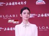 陈昊宇红毯少年白引热议：真实颜值惊艳，首部独角话剧引期待