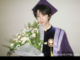 时代少年团贺峻霖作为优秀毕业生保研中国传媒大学，具体专业和研究方向是什么？