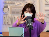 西称不知또돌즈组合名，自称seoksoTV
