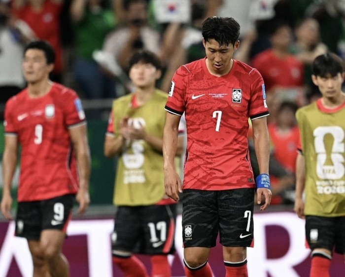 规则：同分情况下先比较净胜球、再比较进球数、公平竞赛分、FIFA世界排名。