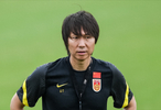 为什么中国进不了世界杯？地产商掏空国足，李铁20年刑期