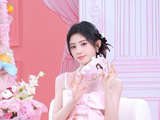 鞠婧祎近期空降直播粉丝反响怎么样？