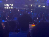 陈小春巡回演唱会济南站 全场万人合唱《独家记忆》 一开口就是青春的模样！