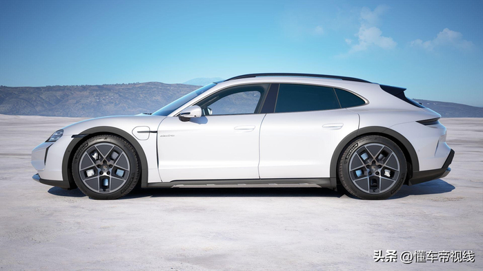 2026款保时捷Taycan Turbo Cross Turismo官图