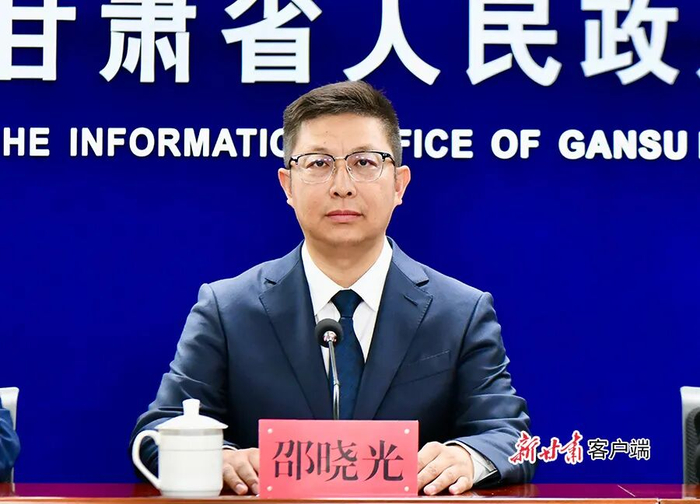 嘉峪关市委副秘书长、市体育局局长 邵晓光