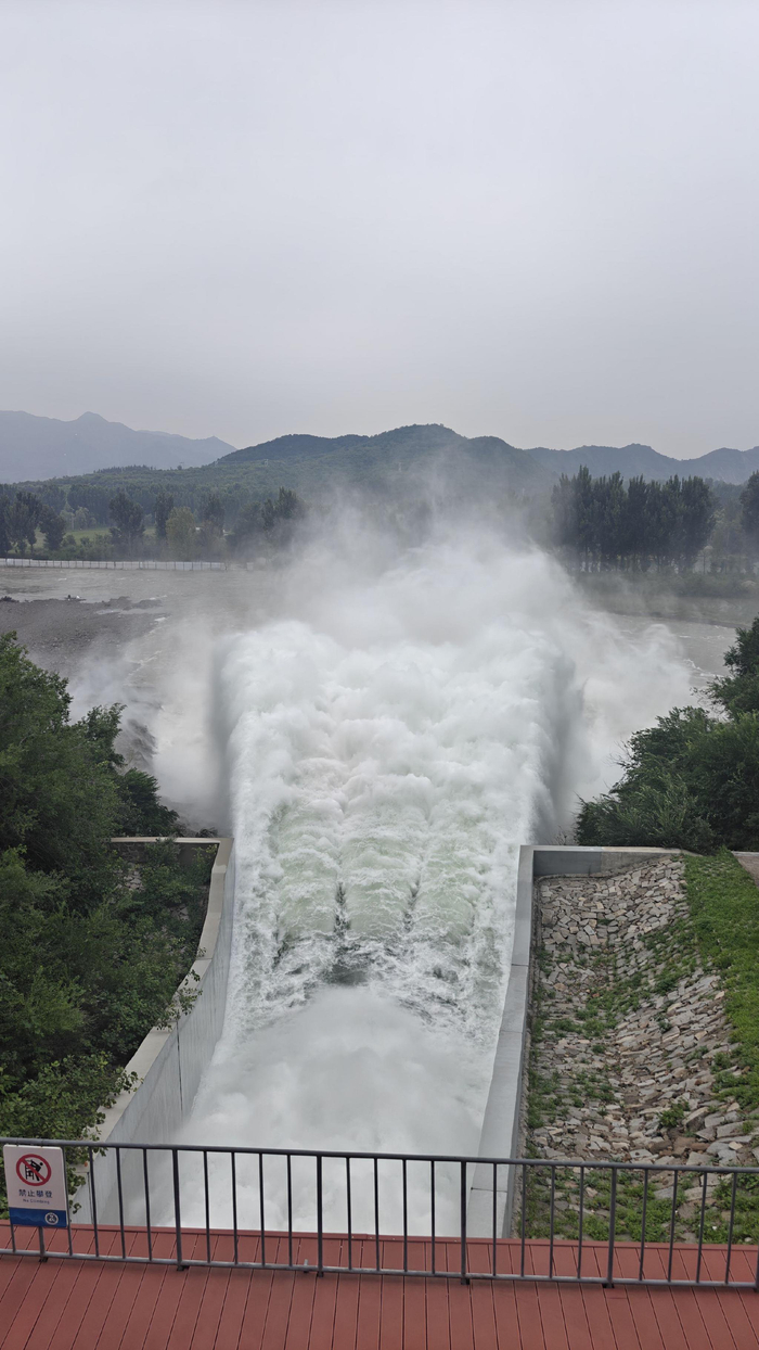 潮河输水隧洞出库流量调增至150立方米每秒。新京报记者 吴婷婷 摄