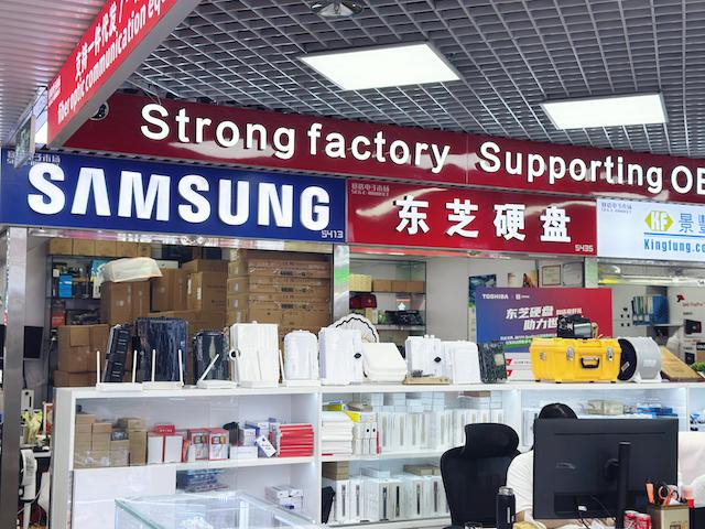 深度！华强北内存条涨至近4000元！存储芯片暴涨背后，谁在为AI买单？__财经头条__新浪财经