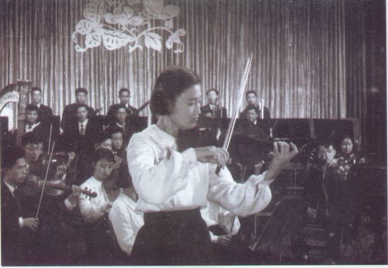 1959年，俞丽拿首演《梁祝》现场
